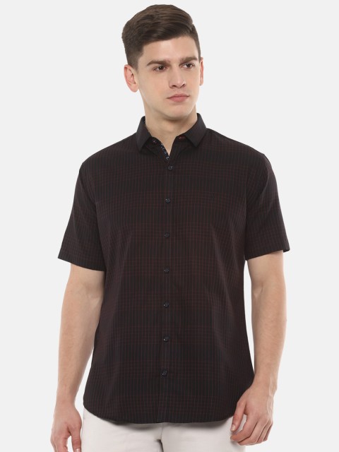

V Dot Men Black & Maroon Slim Fit Checked Casual Shirt