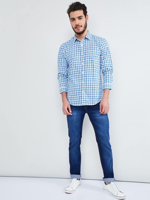

max Men Blue & White Regular Fit Checked Casual Shirt
