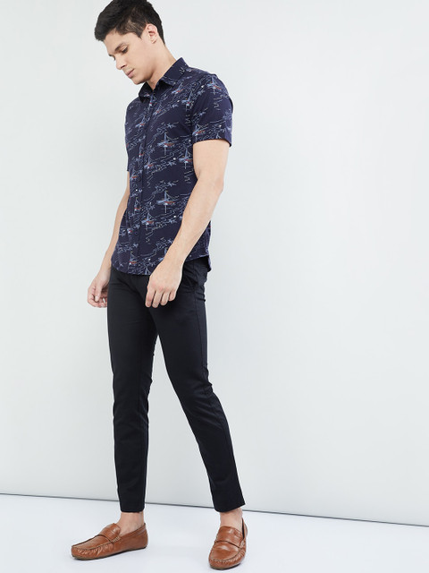 

max Men Navy Blue Regular Fit Printed Casual Shirt