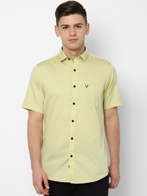 

Allen Solly Men Yellow Slim Fit Printed Casual Shirt