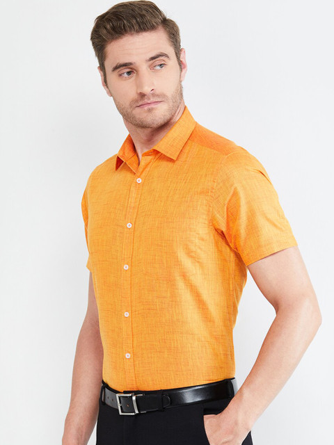 

max Men Orange Regular Fit Solid Formal Shirt