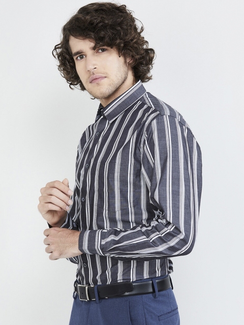 

max Men Grey & Blue Slim Fit Striped Casual Shirt