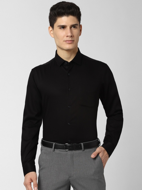 

Peter England Elite Men Black Slim Fit Solid Formal Shirt