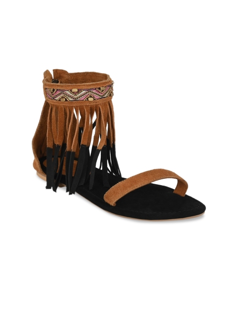 

AADY AUSTIN Women Tan Brown Textured Open Toe High-Top Flats