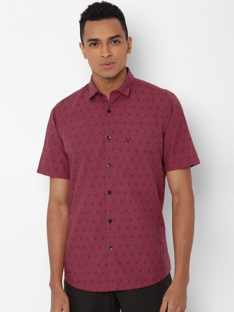 

Allen Solly Men Maroon Slim Fit Printed Casual Shirt