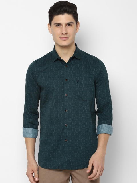 

Allen Solly Men Green Slim Fit Printed Casual Shirt