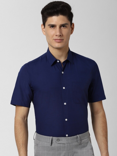 

Peter England Men Navy Blue Regular Fit Solid Formal Shirt
