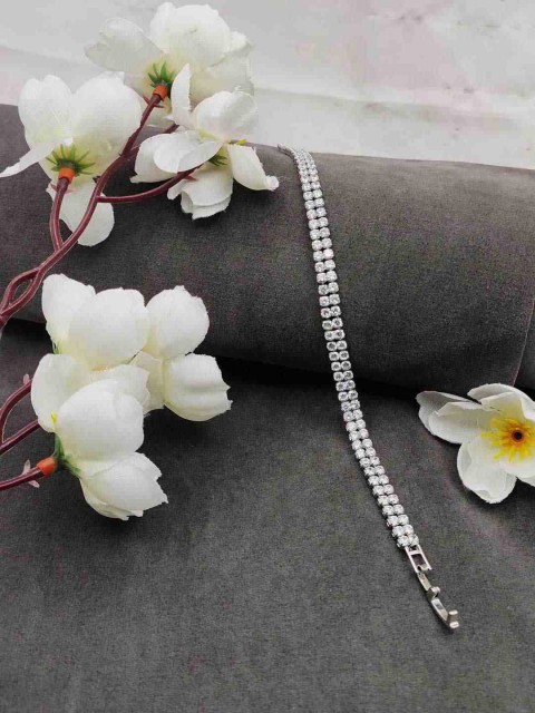 

Sia Art Jewellery CZ-Studded Silver-Plated Charm Bracelet