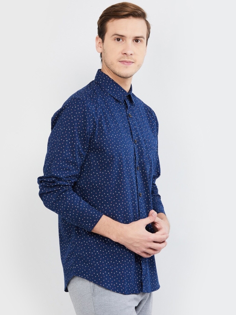 

max Men Blue & White Slim Fit Printed Casual Shirt