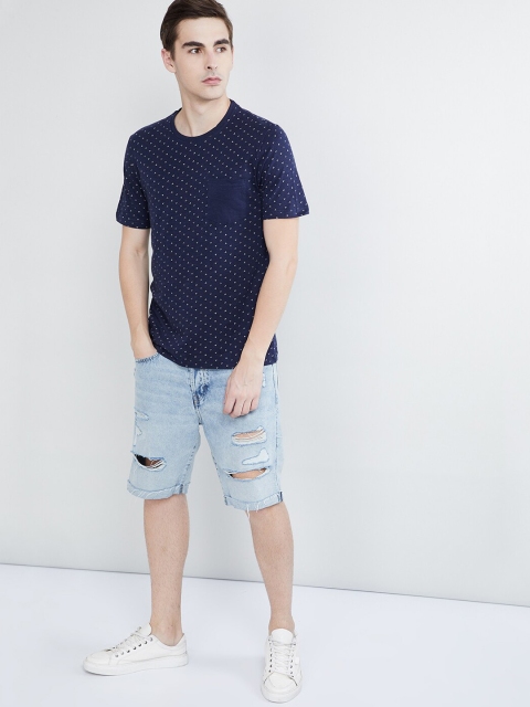 

max Men Navy Blue Printed Round Neck T-shirt