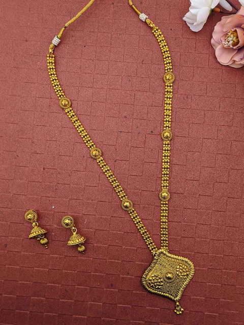 

Sia Art Jewellery Gold-Plated Artificial Beads-Studded Antique Jewellery Set