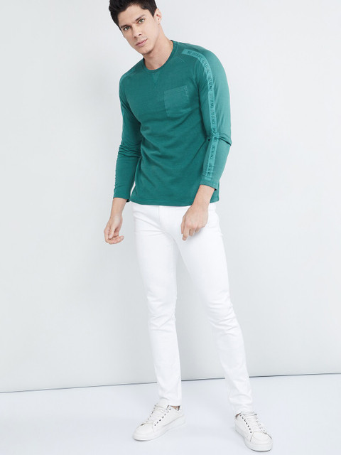 

max Men Green Self Design Round Neck T-shirt
