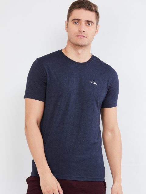 

max Men Navy Blue Solid Round Neck T-shirt