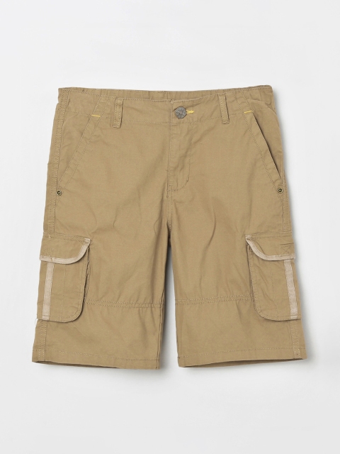 

max Boys Khaki Solid Regular Fit Cargo Shorts
