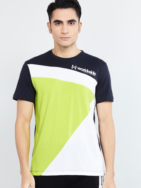 

max Men White Colourblocked Round Neck T-shirt