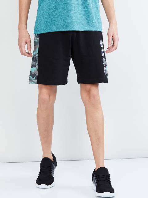 

max Men Black Printed Regular Fit Sports Shorts