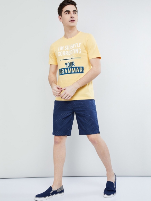 

max Men Yellow Printed Round Neck T-shirt
