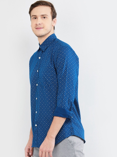 

max Men Blue & Off-White Slim Fit Printed Casual Shirt