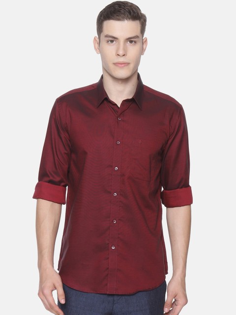 

RAMRAJ COTTON Men Maroon Smart Slim Fit Solid Casual Shirt