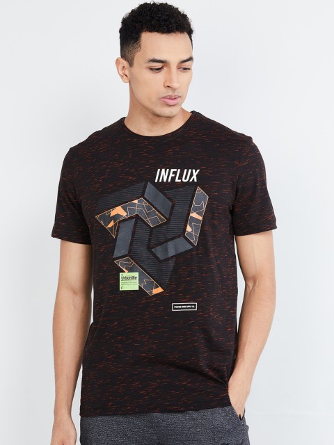 

max Men Black Printed Round Neck T-shirt