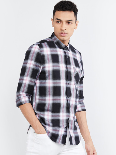 

max Men Black & White Slim Fit Checked Casual Shirt