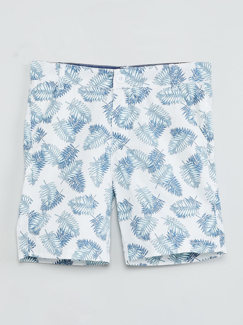 

max Boys White & Blue Printed Regular Fit Regular Shorts