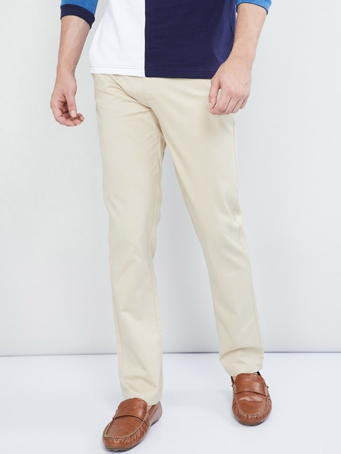 

max Men Beige Regular Fit Solid Chinos