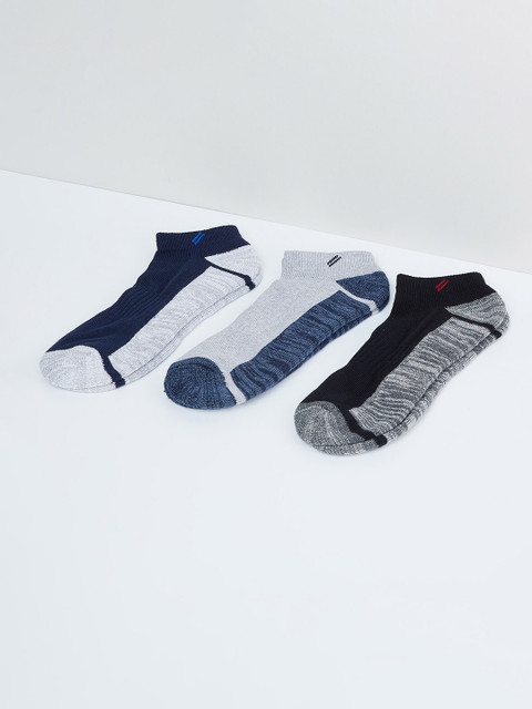 

max Men Pack of 3 Assorted Ankle Length Socks
