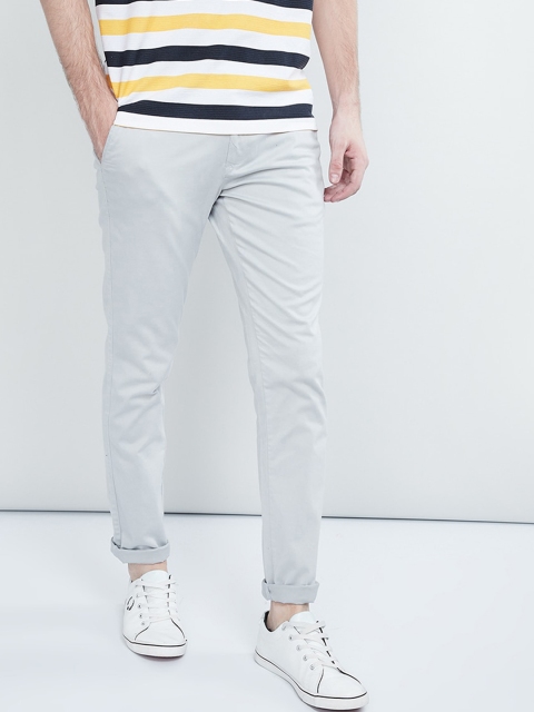 

max Men Grey Skinny Fit Solid Regular Trousers