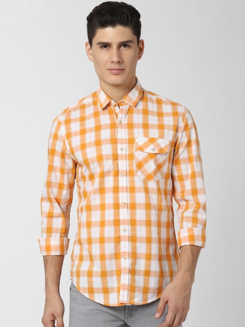 

Peter England Casuals Men Orange & White Regular Fit Checked Casual Shirt