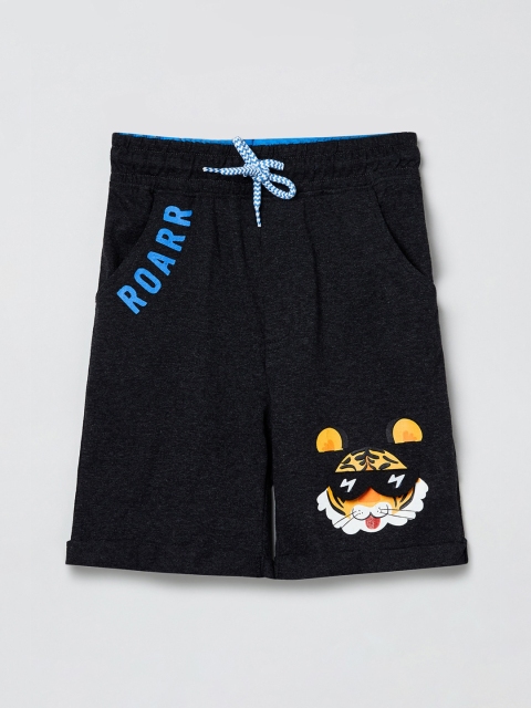 

max Boys Black Printed Regular Fit Regular Shorts
