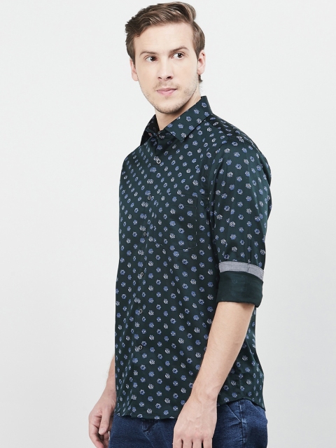

max Men Green Slim Fit Printed Casual Shirt