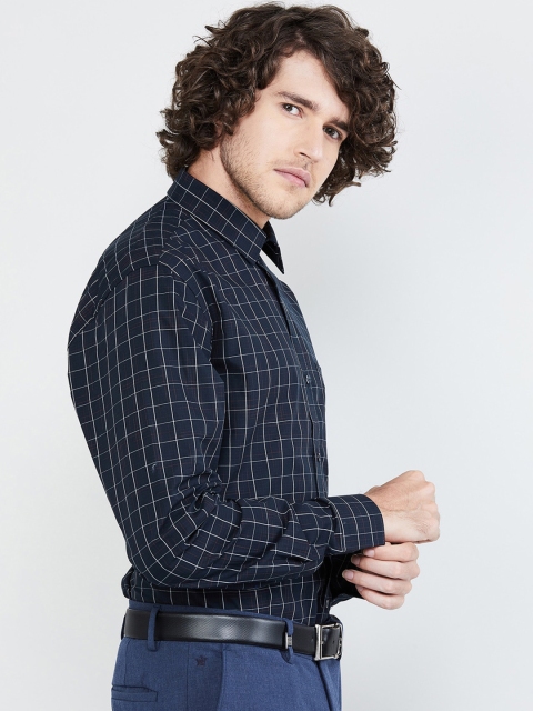 

max Men Black Slim Fit Checked Casual Shirt