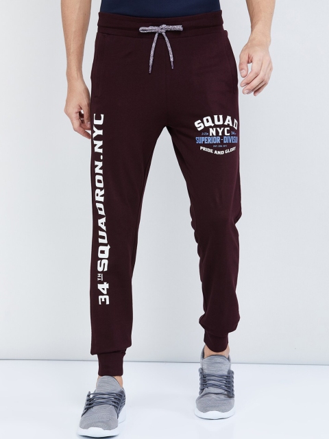 

max Men Burgundy Solid Straight-Fit Joggers