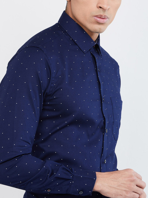 

max Men Blue & White Slim Fit Printed Formal Shirt