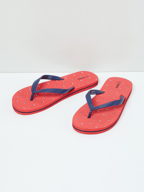 

max Men Red Printed Thong Flip-Flops