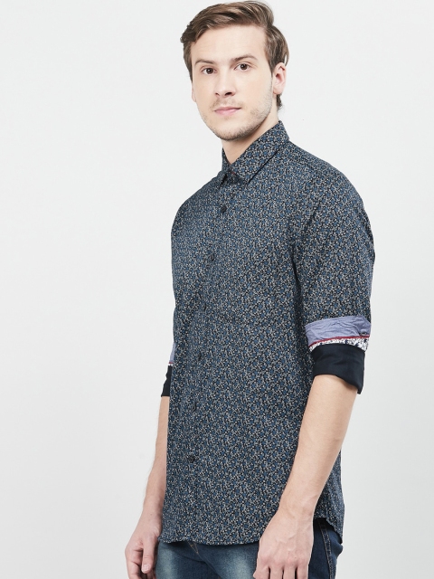 

max Men Green Slim Fit Printed Casual Shirt