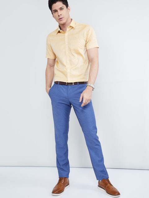 

max Men Yellow Regular Fit Solid Casual Shirt