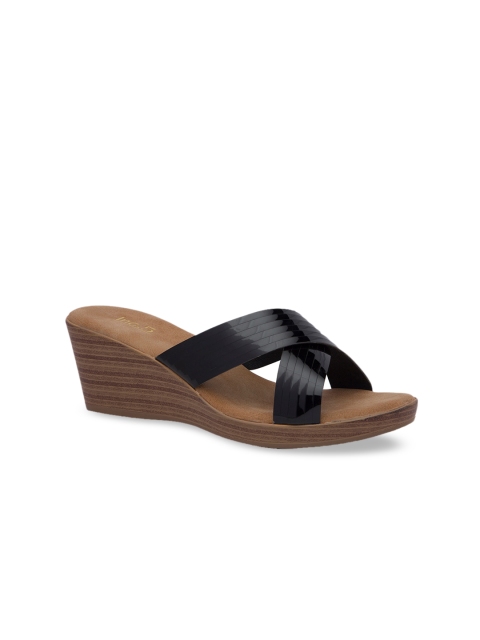 

Inc 5 Women Black Textured Wedges