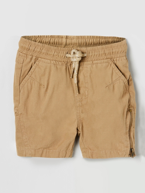 

max Boys Beige Solid Regular Shorts