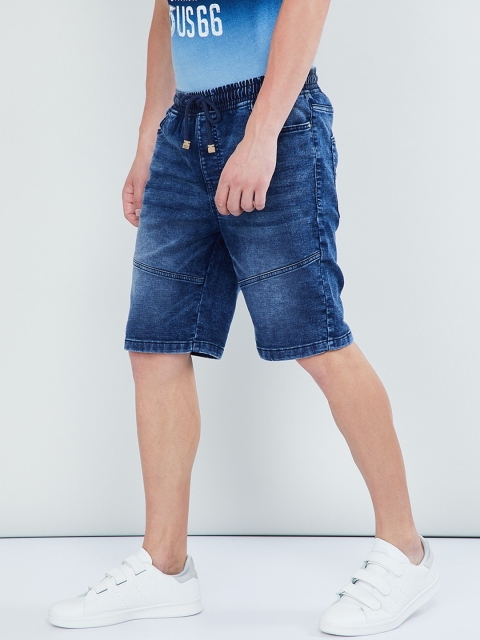

max Men Blue Washed Regular Fit Denim Shorts