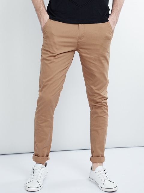 

max Men Khaki-Coloured Slim Fit Solid Chinos