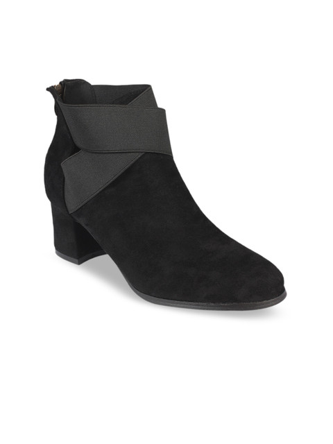 

Flat n Heels Women Black Solid Heeled Boots