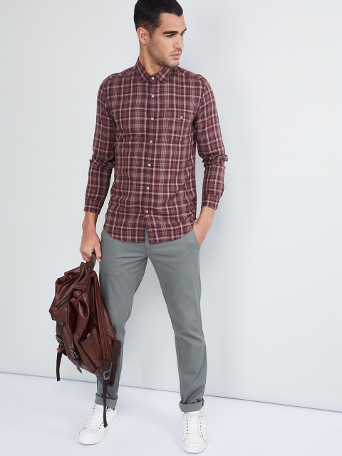 

max Men Brown & Maroon Regular Fit Checked Casual Shirt