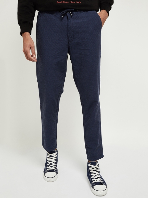 

max Men Blue Regular Fit Solid Joggers