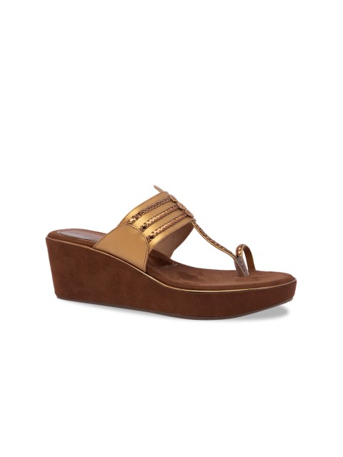 

Inc 5 Women Gold-Toned Solid Wedges