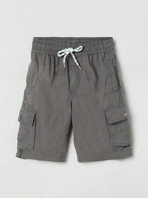 

max Boys Grey Solid Regular Fit Cargo Shorts