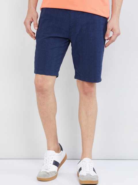 

max Men Blue Checked Regular Fit Regular Shorts