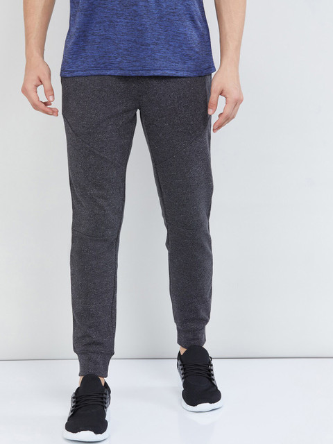 

max Men Grey Melange Solid Joggers