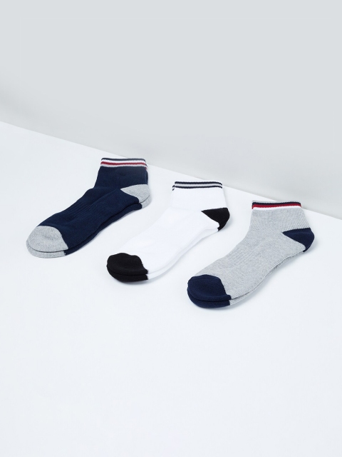 

Max Men Pack of 3 Assorted Ankle-Length Socks, Multi